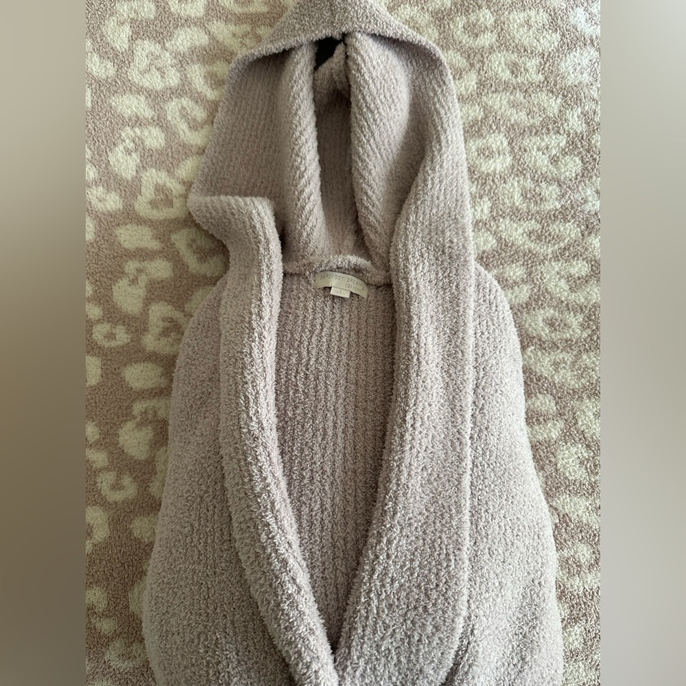 Barefoot Dreams Robe - Picture 5 of 5